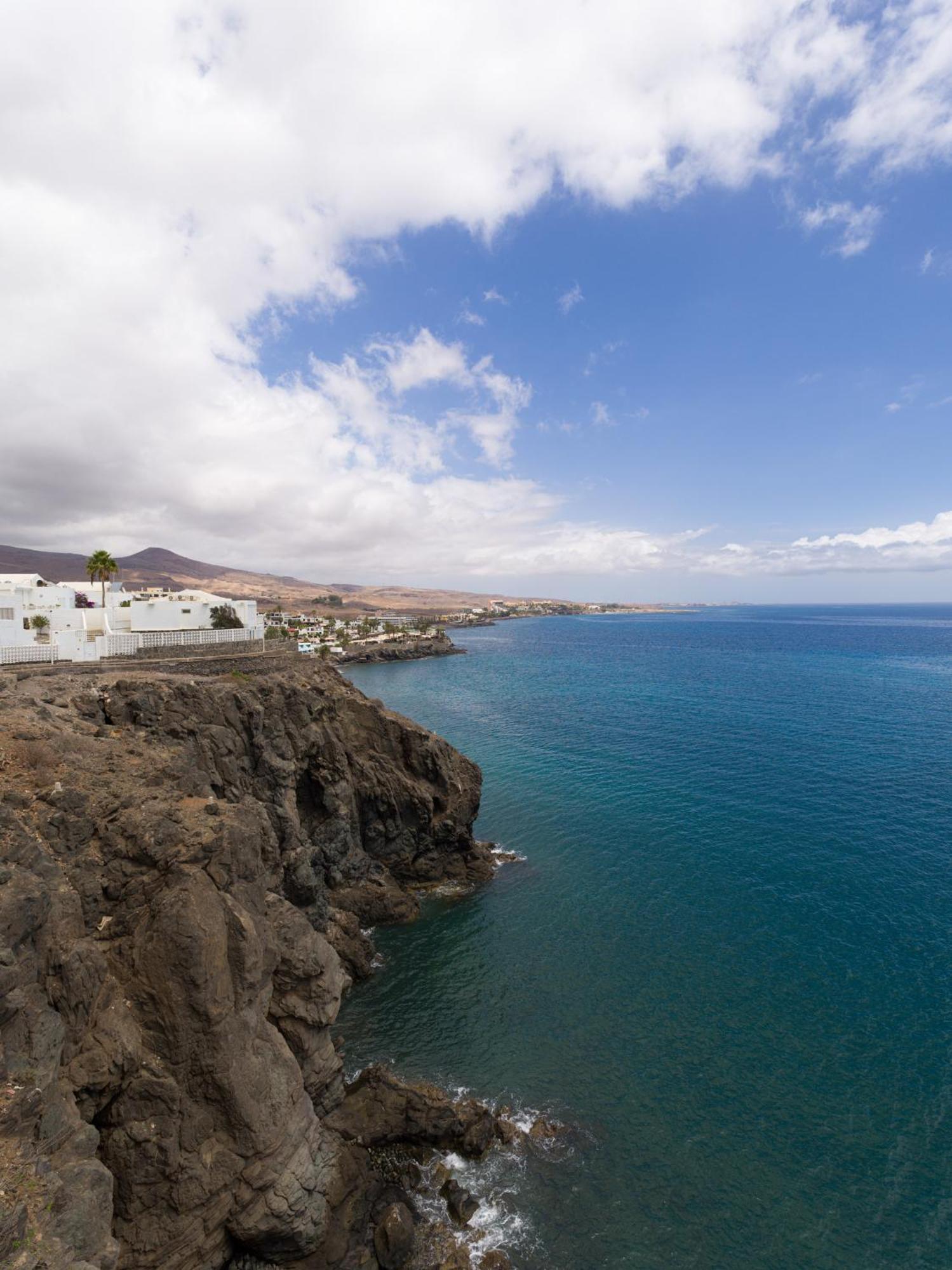 Viewpoint Over The Cliff By Canariasgetaway Feriehus Maspalomas (Gran Canaria)